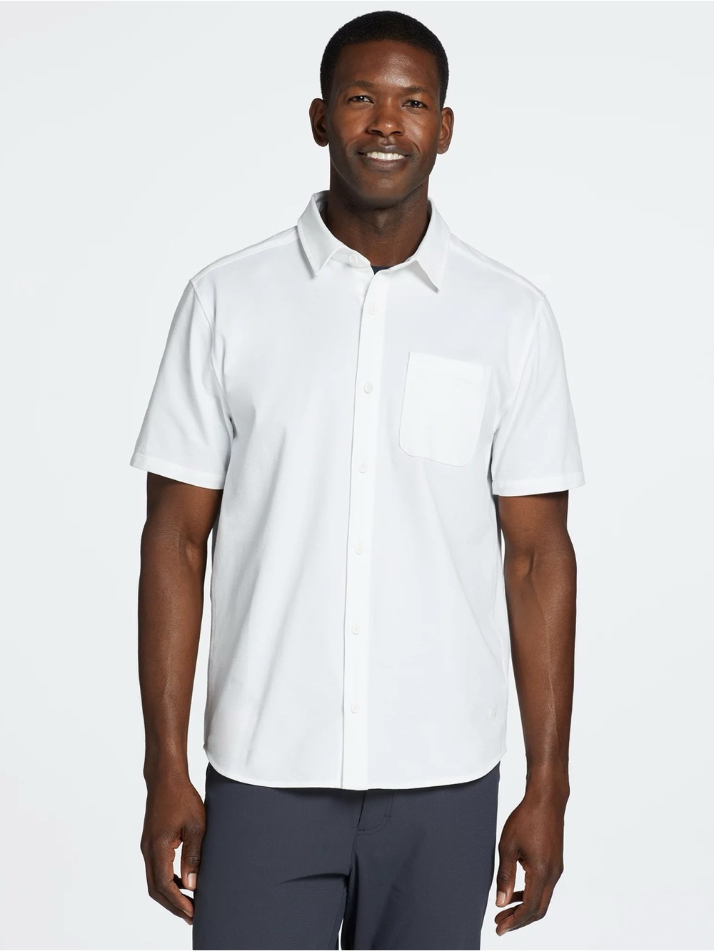 Men's White Short-Sleeve Casual Button-Down Shirt b169s